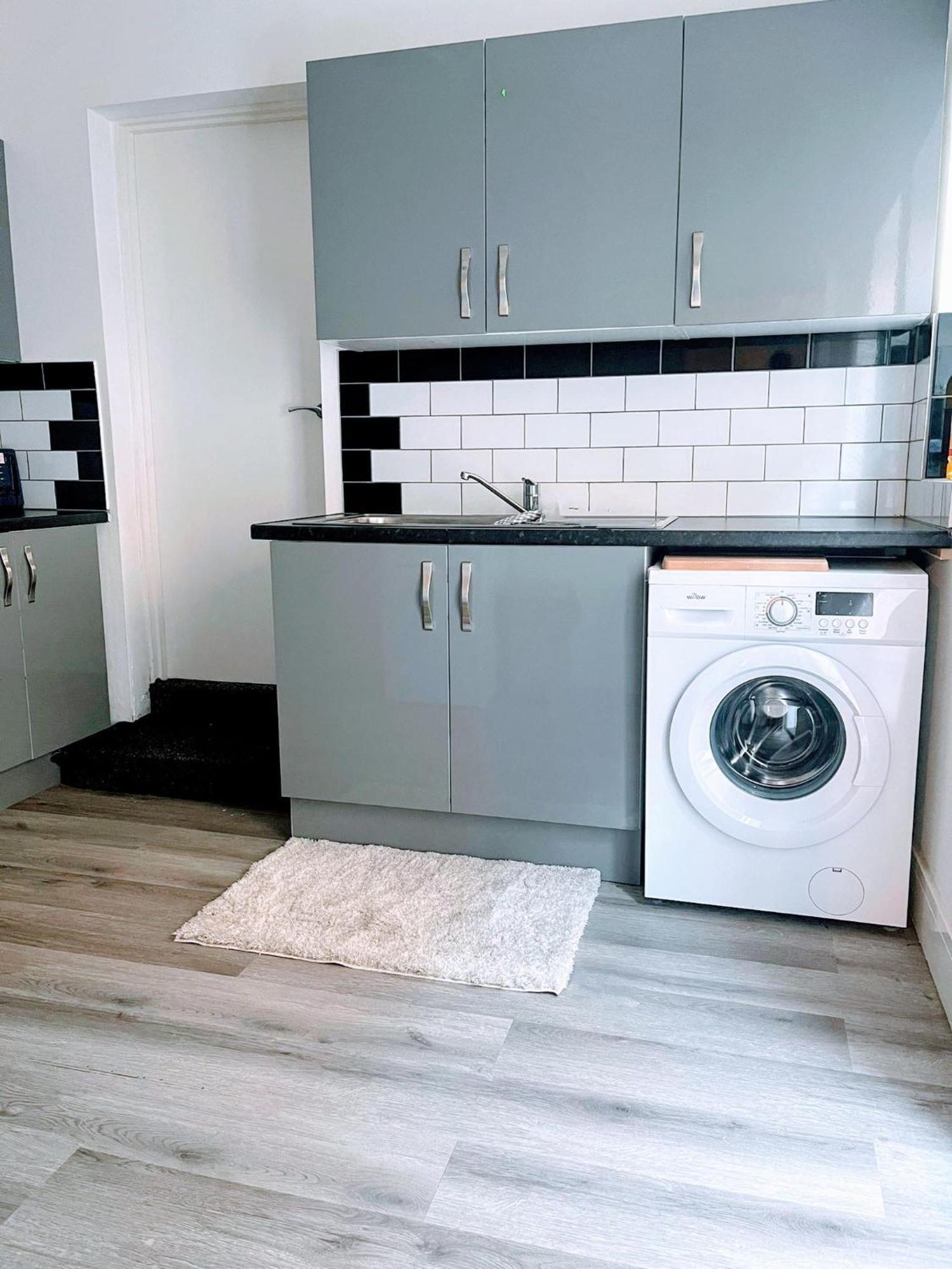 Bay Wind Apartment 莫克姆 外观 照片